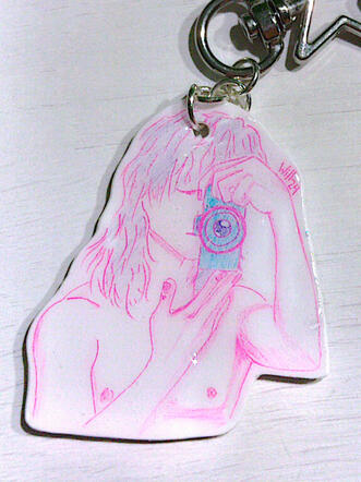 (A) chico con cámara