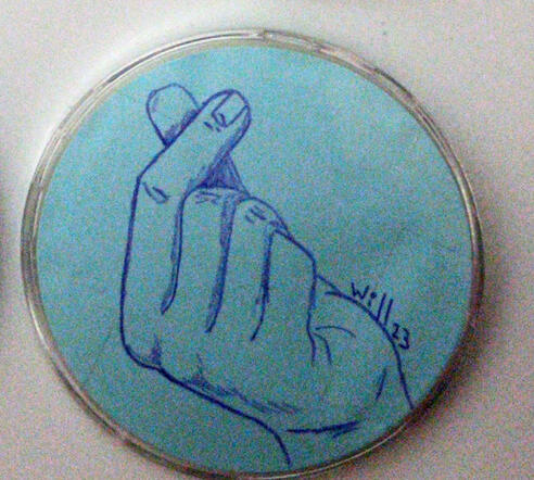 Mano corazón coreano