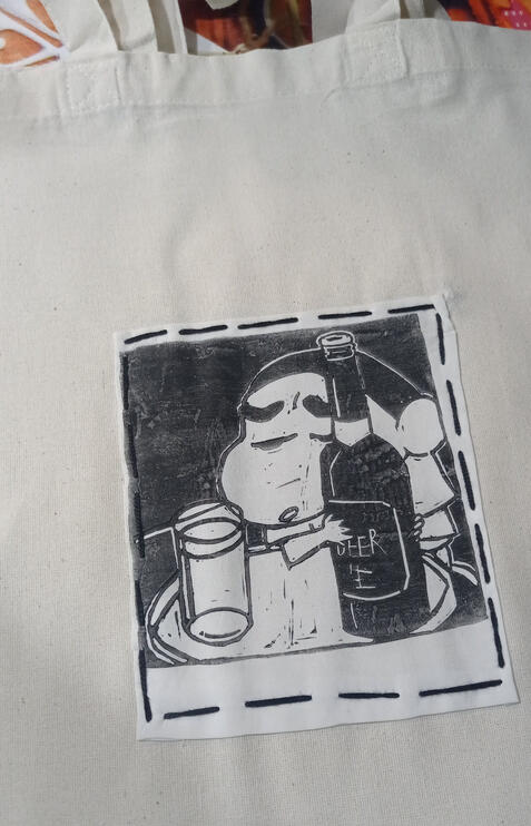 (A)Shin chan con cerveza negro